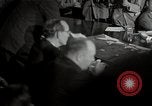 Standbild Schine Fotos bei Army-McCarthy Anhörungen United States USA, 1954, aus Sekunde 19 historischem Filmmaterial Videoclip 65675036293