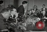 Standbild Schine Fotos bei Army-McCarthy Anhörungen United States USA, 1954, aus Sekunde 21 historischem Filmmaterial Videoclip 65675036293