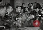 Standbild Schine Fotos bei Army-McCarthy Anhörungen United States USA, 1954, aus Sekunde 24 historischem Filmmaterial Videoclip 65675036293
