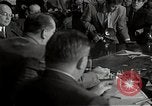 Standbild Schine Fotos bei Army-McCarthy Anhörungen United States USA, 1954, aus Sekunde 59 historischem Filmmaterial Videoclip 65675036293