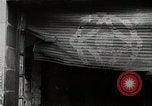 Standbild Atombombe Opfer Hiroshima Japan, 1945, aus Sekunde 20 historischem Filmmaterial Videoclip 65675036294
