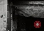 Standbild Atombombe Opfer Hiroshima Japan, 1945, aus Sekunde 22 historischem Filmmaterial Videoclip 65675036294