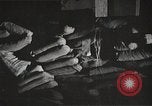 Standbild Atombombe Opfer Hiroshima Japan, 1945, aus Sekunde 28 historischem Filmmaterial Videoclip 65675036294