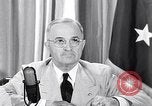 Standbild Präsident Harry Truman nach der Potsdamer Konferenz Washington DC USA, 1945, aus Sekunde 3 historischem Filmmaterial Videoclip 65675036323