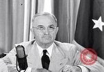 Standbild Präsident Harry Truman nach der Potsdamer Konferenz Washington DC USA, 1945, aus Sekunde 4 historischem Filmmaterial Videoclip 65675036323