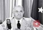 Standbild Präsident Harry Truman nach der Potsdamer Konferenz Washington DC USA, 1945, aus Sekunde 6 historischem Filmmaterial Videoclip 65675036323