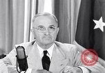 Standbild Präsident Harry Truman nach der Potsdamer Konferenz Washington DC USA, 1945, aus Sekunde 8 historischem Filmmaterial Videoclip 65675036323