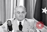 Standbild Präsident Harry Truman nach der Potsdamer Konferenz Washington DC USA, 1945, aus Sekunde 12 historischem Filmmaterial Videoclip 65675036323