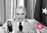Standbild Präsident Harry Truman nach der Potsdamer Konferenz Washington DC USA, 1945, aus Sekunde 18 historischem Filmmaterial Videoclip 65675036323