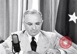 Standbild Präsident Harry Truman nach der Potsdamer Konferenz Washington DC USA, 1945, aus Sekunde 21 historischem Filmmaterial Videoclip 65675036323