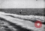 Standbild italienischen Motor Torpedo boat Adria, 1915, aus Sekunde 6 historischem Filmmaterial Videoclip 65675036335