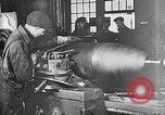 Image cannon factory United States USA, 1917, de la seconde 55 séquences d'archives historiques vidéo 65675036340