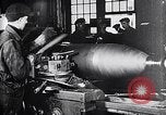 Image cannon factory United States USA, 1917, de la seconde 58 séquences d'archives historiques vidéo 65675036340