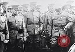 Image Général John J Pershing Paris France, 1917, de la seconde 5 séquences d'archives historiques vidéo 65675036346