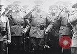 Image Général John J Pershing Paris France, 1917, de la seconde 11 séquences d'archives historiques vidéo 65675036346