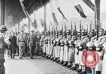 Image Général John J Pershing Paris France, 1917, de la seconde 30 séquences d'archives historiques vidéo 65675036346