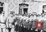 Image Général John J Pershing Paris France, 1917, de la seconde 46 séquences d'archives historiques vidéo 65675036346