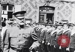 Image Général John J Pershing Paris France, 1917, de la seconde 50 séquences d'archives historiques vidéo 65675036346