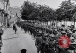 Immagine di US Army marzo a Parigi nella prima guerra mondiale Parigi Francia, 1917, secondo 53 filmato di repertorio 65675036347