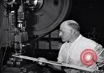 Standbild Schmuckfabrik New York City USA, 1919, aus Sekunde 6 historischem Filmmaterial Videoclip 65675036348
