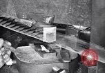 Standbild Schmuckfabrik New York City USA, 1919, aus Sekunde 18 historischem Filmmaterial Videoclip 65675036348