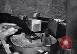 Standbild Schmuckfabrik New York City USA, 1919, aus Sekunde 23 historischem Filmmaterial Videoclip 65675036348