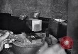 Standbild Schmuckfabrik New York City USA, 1919, aus Sekunde 24 historischem Filmmaterial Videoclip 65675036348