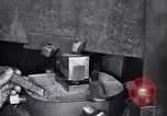 Standbild Schmuckfabrik New York City USA, 1919, aus Sekunde 31 historischem Filmmaterial Videoclip 65675036348