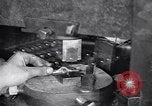Standbild Schmuckfabrik New York City USA, 1919, aus Sekunde 37 historischem Filmmaterial Videoclip 65675036348
