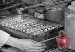 Standbild Schmuckfabrik New York City USA, 1919, aus Sekunde 42 historischem Filmmaterial Videoclip 65675036348