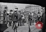 Standbild Insel Manhattan und New York City als gesehen vom Hafen New York City USA, 1919, aus Sekunde 15 historischem Filmmaterial Videoclip 65675036350
