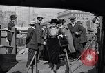 Standbild Insel Manhattan und New York City als gesehen vom Hafen New York City USA, 1919, aus Sekunde 20 historischem Filmmaterial Videoclip 65675036350