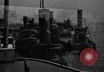 Standbild Insel Manhattan und New York City als gesehen vom Hafen New York City USA, 1919, aus Sekunde 28 historischem Filmmaterial Videoclip 65675036350