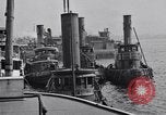 Standbild Insel Manhattan und New York City als gesehen vom Hafen New York City USA, 1919, aus Sekunde 29 historischem Filmmaterial Videoclip 65675036350