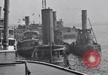 Standbild Insel Manhattan und New York City als gesehen vom Hafen New York City USA, 1919, aus Sekunde 36 historischem Filmmaterial Videoclip 65675036350