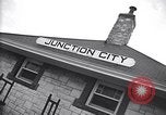 Image Thomas Dewey Junction City Kansas USA, 1948, de la seconde 25 séquences d'archives historiques vidéo 65675036369