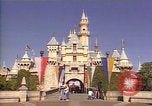 Immagine di Il trentacinquesimo anniversario di Disneyland California United States USA, 1990, secondo 47 filmato di repertorio 65675036380