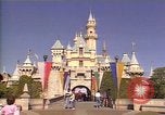 Immagine di Il trentacinquesimo anniversario di Disneyland California United States USA, 1990, secondo 49 filmato di repertorio 65675036380