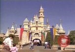 Immagine di Il trentacinquesimo anniversario di Disneyland California United States USA, 1990, secondo 50 filmato di repertorio 65675036380