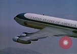 Image Stratoliner VC-137 avion résidentiel United States USA, 1972, de la seconde 7 séquences d'archives historiques vidéo 65675036382