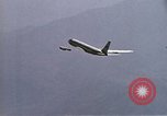 Standbild VC-137 Stratoliner Wohn- Flugzeuge United States USA, 1972, aus Sekunde 22 historischem Filmmaterial Videoclip 65675036385