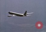 Standbild VC-137 Stratoliner Wohn- Flugzeuge United States USA, 1972, aus Sekunde 26 historischem Filmmaterial Videoclip 65675036385