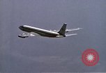 Standbild VC-137 Stratoliner Wohn- Flugzeuge United States USA, 1972, aus Sekunde 29 historischem Filmmaterial Videoclip 65675036385