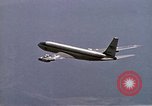 Standbild VC-137 Stratoliner Wohn- Flugzeuge United States USA, 1972, aus Sekunde 34 historischem Filmmaterial Videoclip 65675036385