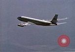 Standbild VC-137 Stratoliner Wohn- Flugzeuge United States USA, 1972, aus Sekunde 35 historischem Filmmaterial Videoclip 65675036385