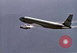 Standbild VC-137 Stratoliner Wohn- Flugzeuge United States USA, 1972, aus Sekunde 48 historischem Filmmaterial Videoclip 65675036385