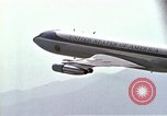 Standbild VC-137 Stratoliner Wohn- Flugzeuge United States USA, 1972, aus Sekunde 58 historischem Filmmaterial Videoclip 65675036385