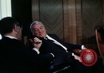 Standbild USA Präsident Richard Nixon Bukarest Rumänien, 1969, aus Sekunde 14 historischem Filmmaterial Videoclip 65675036411