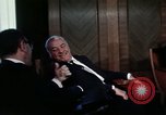 Standbild USA Präsident Richard Nixon Bukarest Rumänien, 1969, aus Sekunde 15 historischem Filmmaterial Videoclip 65675036411