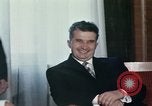 Standbild USA Präsident Richard Nixon Bukarest Rumänien, 1969, aus Sekunde 27 historischem Filmmaterial Videoclip 65675036411